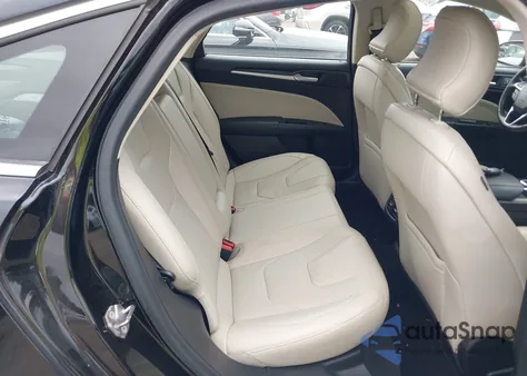 2018 Ford Fusion Titanium z USA, uszkodzony, nr VIN 3FA6P0K91JR209983